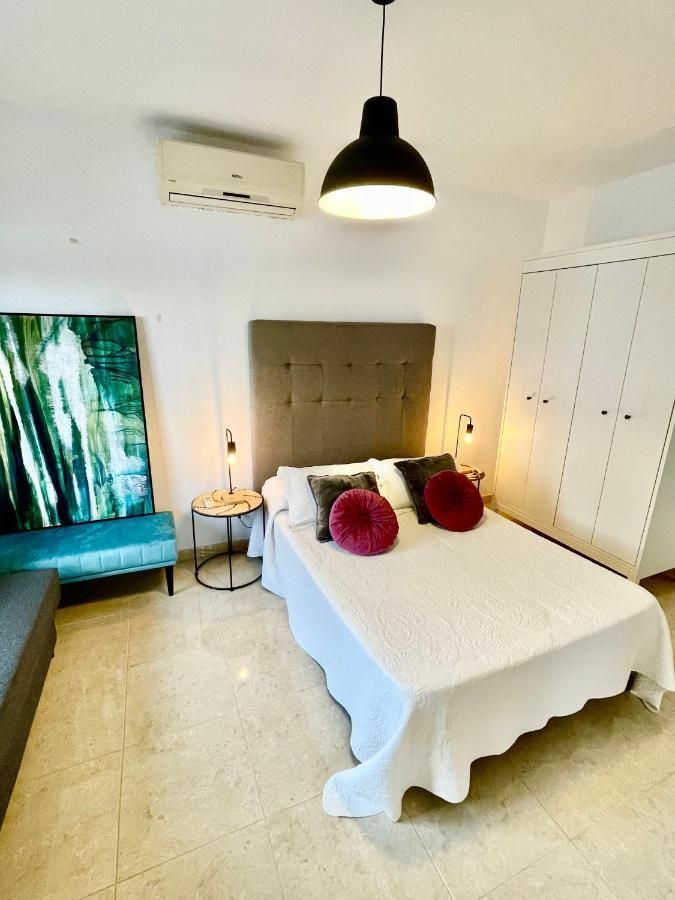 Luxury Suite Sea Front IV Playa Honda  Exterior foto